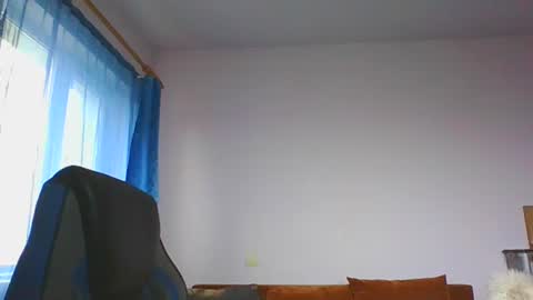 ulmeni4 online show from December 22, 12:24 pm