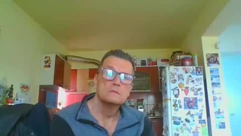 ulmeni7 online show from April 11, 10:30 am