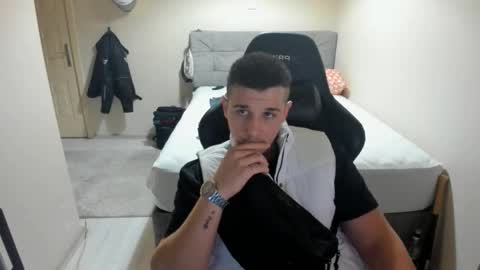 hi im mike tyson -  online show from September 16, 8:10 pm