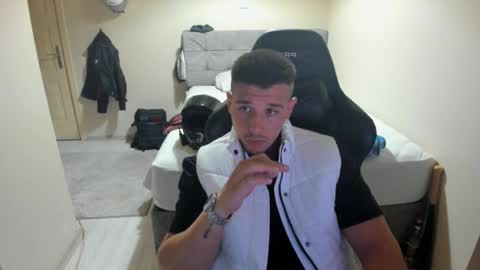 hi im mike tyson -  online show from September 27, 7:30 pm