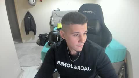 hi im mike tyson -  online show from October 11, 6:50 pm