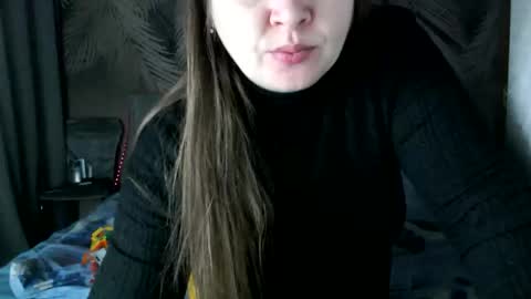 Snapshot of ulystar chatting on February 4, 7:03 am Ulyana online show from February 4, 7:03 am