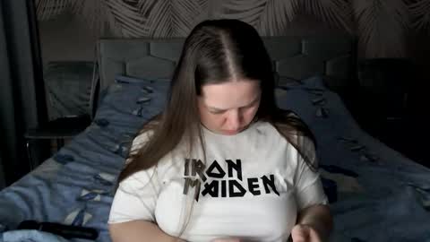 Snapshot of ulystar chatting on February 8, 7:56 am Ulyana online show from February 8, 7:56 am