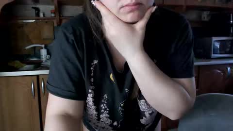 Snapshot of ulystar chatting on February 15, 5:59 am Ulyana online show from February 15, 5:59 am