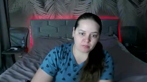 Snapshot of ulystar chatting on February 23, 7:06 am Ulyana online show from February 23, 7:06 am