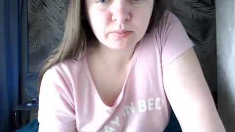 Snapshot of ulystar chatting on March 2, 6:14 am Ulyana online show from March 2, 6:14 am