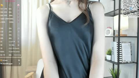 Snapshot of umbraelyon chatting on May 20, 6:30 am Liliane online show from May 20, 6:30 am