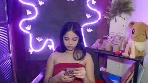 Snapshot of umi_pinay69xx chatting on November 13, 8:13 am umi online show from November 13, 8:13 am