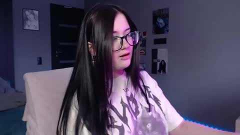 Julia online show from December 8, 7:26 am