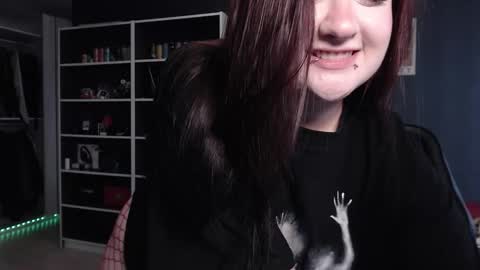 Julia online show from November 12, 4:35 am