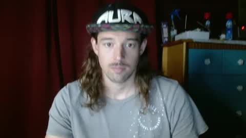 Snapshot of umphreak42 chatting on October 9, 11:58 pm Andrew online show from October 9, 11:58 pm