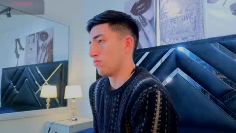 un_sluttyy online show from May 11, 11:27 am