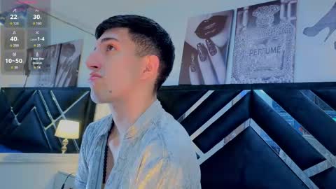 un_sluttyy online show from May 16, 11:31 am