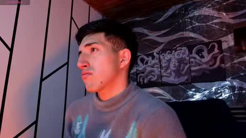 un_sluttyy online show from June 9, 11:44 am