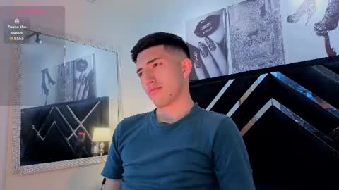 un_sluttyy online show from June 12, 7:13 pm