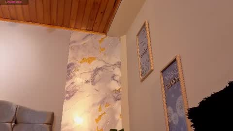 un_sluttyy online show from June 20, 12:19 pm