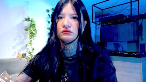 Franchesca  online show from December 18, 9:26 am