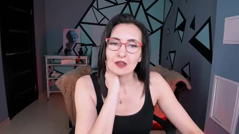 Snapshot of unatera chatting on January 11, 9:03 am UnaTera online show from January 11, 9:03 am