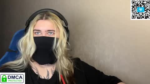 unaxyling online show from February 28, 11:50 pm