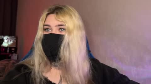 unaxyling online show from March 14, 8:42 am