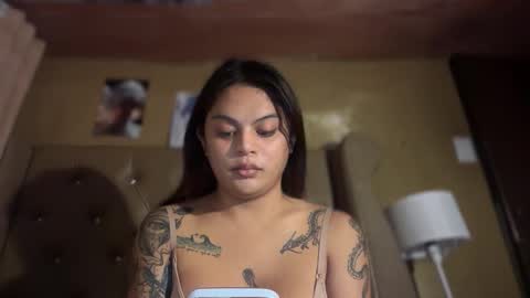 Snapshot of unbotheredprincess chatting on December 17, 10:10 am Lady tan online show from December 17, 10:10 am