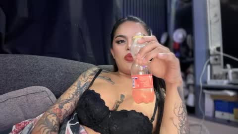 Snapshot of unbotheredprincess chatting on March 13, 4:30 am Lady tan online show from March 13, 4:30 am