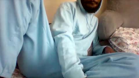 uncircumcise30 online show from May 25, 1:06 pm