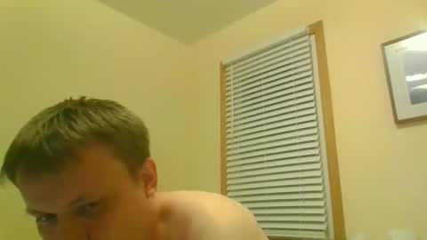 Snapshot of uncut929 chatting on December 20, 5:14 am uncut929 online show from December 20, 5:14 am