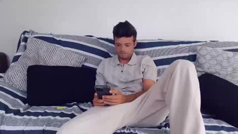 Snapshot of uncut_dick123455 chatting on April 27, 11:08 am uncut_dick123455 online show from April 27, 11:08 am
