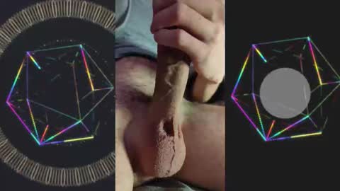 Snapshot of uncut_slut33 chatting on December 22, 6:54 am uncut_slut33 online show from December 22, 6:54 am