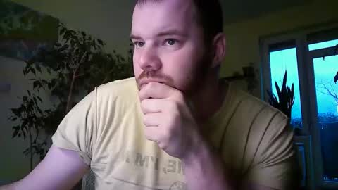 Uncut Strong online show from December 22, 3:09 pm