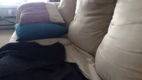 Snapshot of uncutabs123 chatting on March 5, 8:21 pm Buzz Bigcock online show from March 5, 8:21 pm