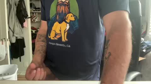 Snapshot of uncutbeard129840 chatting on October 1, 3:18 pm uncutbeard129840 online show from October 1, 3:18 pm