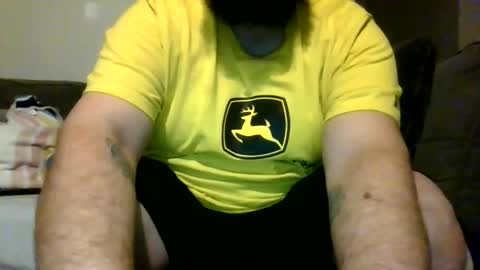 Snapshot of uncutbluecollarcock chatting on February 4, 11:05 am Uncut Rod online show from February 4, 11:05 am