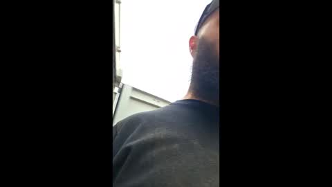 Snapshot of uncutbluecollarcock chatting on April 1, 4:59 pm Uncut Rod online show from April 1, 4:59 pm