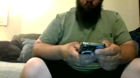 Snapshot of uncutbluecollarcock chatting on April 16, 10:27 am Uncut Rod online show from April 16, 10:27 am
