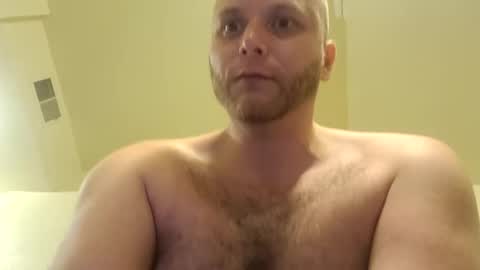 Snapshot of uncutbro420 chatting on January 18, 11:54 am Uncut Bro online show from January 18, 11:54 am