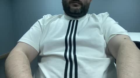 Snapshot of uncutdude321 chatting on January 31, 11:56 pm uncutdude321 online show from January 31, 11:56 pm