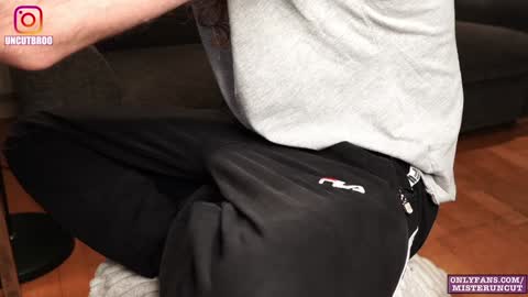 Mister Uncut online show from December 2, 8:11 pm