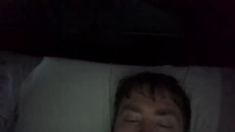 Snapshot of uncutman04 chatting on December 17, 9:10 pm uncutman04 online show from December 17, 9:10 pm