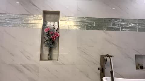 Snapshot of uncutnudist chatting on February 16, 5:04 am uncutnudist online show from February 16, 5:04 am