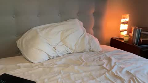 Snapshot of uncutnudist chatting on October 25, 2:56 pm uncutnudist online show from October 25, 2:56 pm