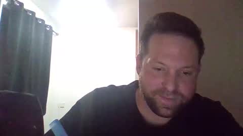 Snapshot of uncutstud18 chatting on December 16, 1:21 am UncutStud online show from December 16, 1:21 am