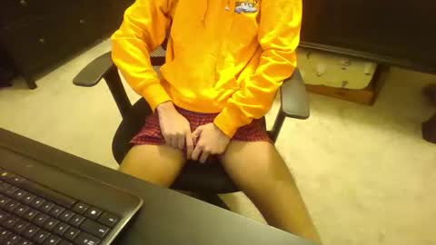Snapshot of uncuttwink311 chatting on April 24, 1:41 am Danny online show from April 24, 1:41 am