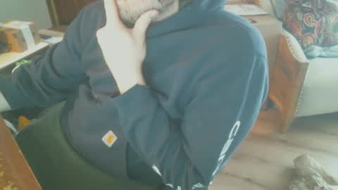 Snapshot of underwmr chatting on December 11, 7:25 pm matt online show from December 11, 7:25 pm