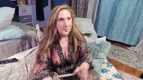 Snapshot of unforgettable138 chatting on December 15, 3:02 am Unforgettable138- Thankful to be Thankful Thanksgiving Broadcast Tonight xo online show from December 15, 3:02 am