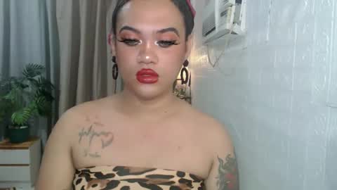 Snapshot of unforgettable_sin chatting on September 19, 4:03 am Bella Shamara Odett online show from September 19, 4:03 am