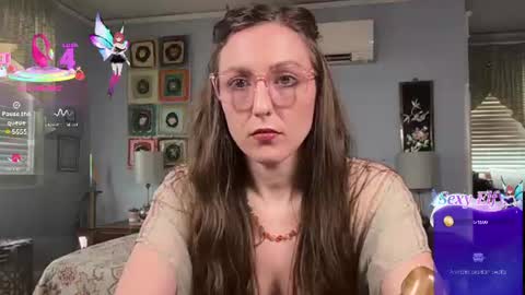 Lola Moonstone online show from June 22, 4:26 pm