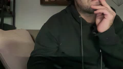 universalstudihoes online show from December 21, 9:44 am