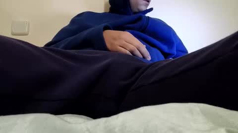 Snapshot of unknownuser414606 chatting on October 28, 12:25 am unknownuser414606 online show from October 28, 12:25 am